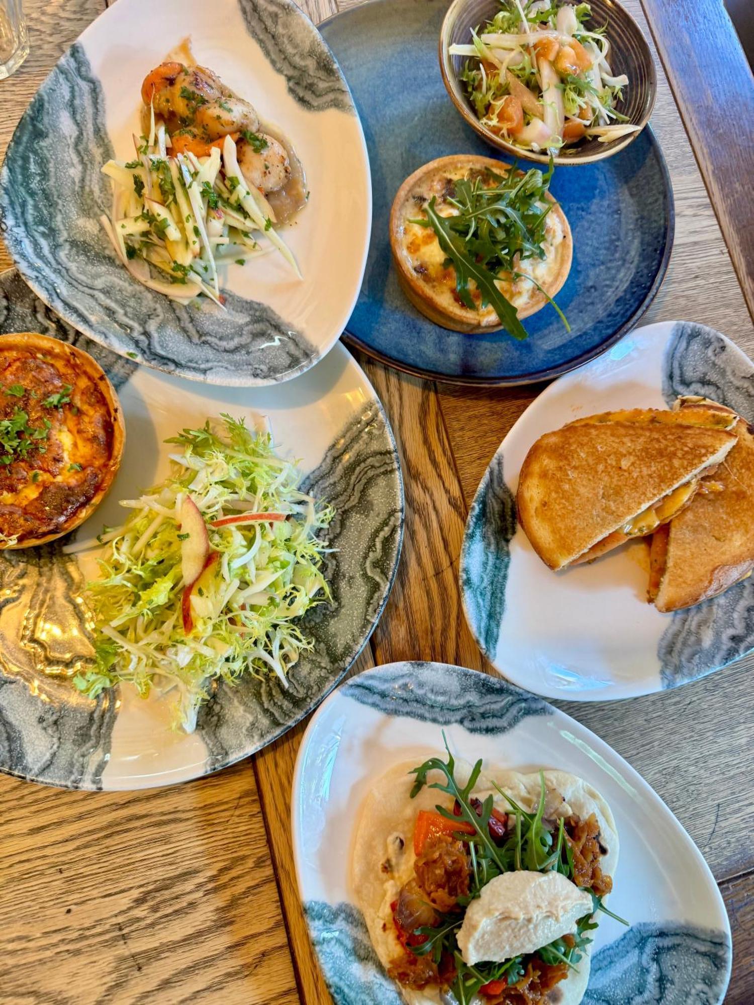 The London Inn Padstow Bagian luar foto