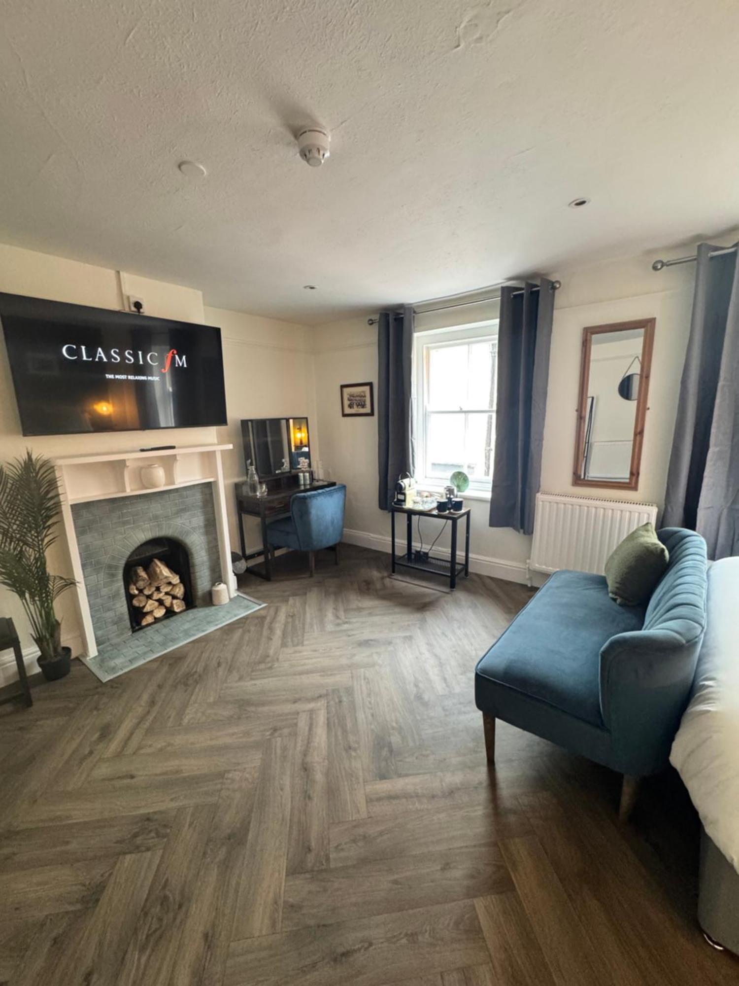 The London Inn Padstow Bagian luar foto